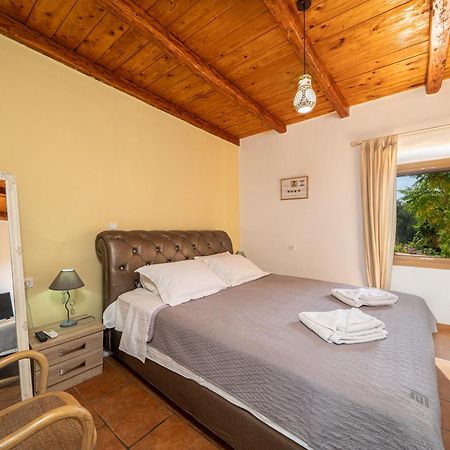 Luxury Stone Villa Fiskardo Bagian luar foto
