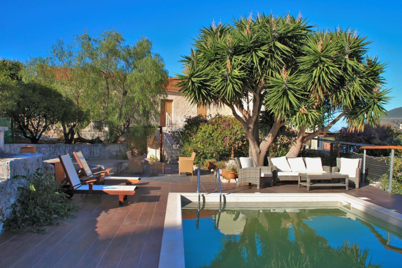 Luxury Stone Villa Fiskardo Bagian luar foto